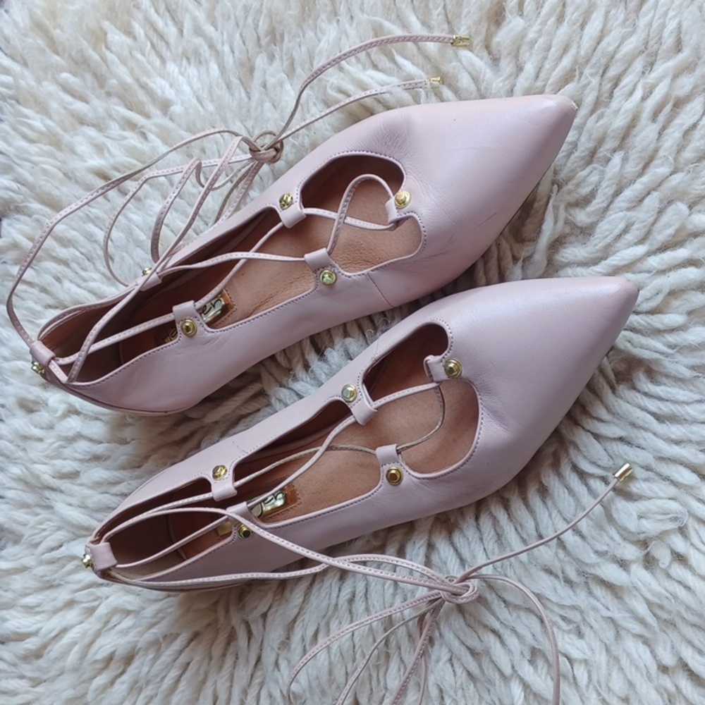 Halogen  leather  flats